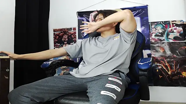 Snapshot of sr_jaeger chatting on November 2025 03:23:02 PM sr jaeger online show from November 2025 03:23:02 PM