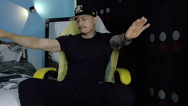 Alex motta online show from April 2026 04:59:02 AM