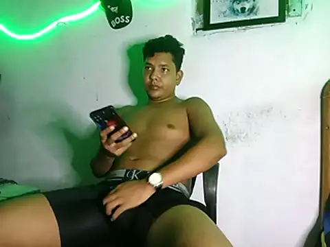 Snapshot of 628-andrew chatting on November 2025 11:32:01 PM 628-andrew online show from November 2025 11:32:01 PM