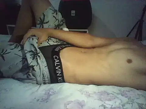 Snapshot of novilho18piroc chatting on June 2026 05:26:01 PM novilho18piroc online show from June 2026 05:26:01 PM