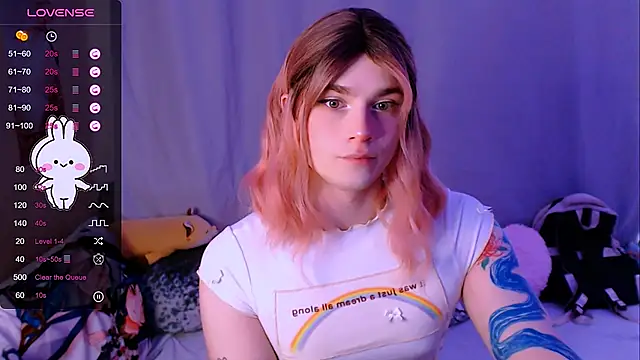 Alice Hells online show from September 2025 04:40:02 AM