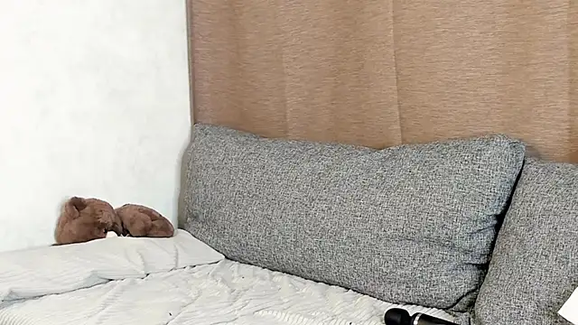 Snapshot of EngelFugler chatting on March 2025 03:16:02 PM EngelFugler online show from March 2025 03:16:02 PM