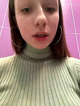 Lia  Love online show from December 2024 04:20:01 PM