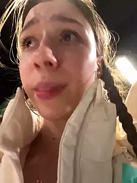 Lia  Love online show from December 2024 03:24:02 PM