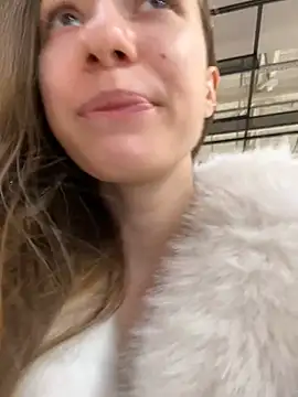 Lia  Love online show from January 2025 12:10:01 PM