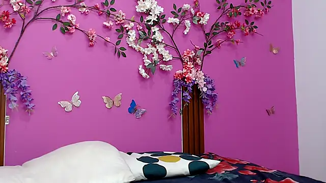 Snapshot of analdeepalejandra18 chatting on January 2025 08:13:01 PM analdeepalejandra18 online show from January 2025 08:13:01 PM