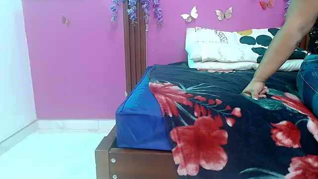 Snapshot of analdeepalejandra18 chatting on February 2025 07:21:01 PM analdeepalejandra18 online show from February 2025 07:21:01 PM