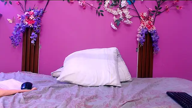 Snapshot of analdeepalejandra18 chatting on September 2025 07:14:02 PM analdeepalejandra18 online show from September 2025 07:14:02 PM