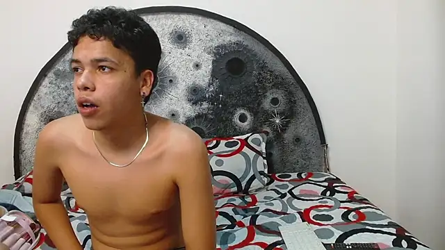 Snapshot of Gary-and-kathy chatting on February 2025 10:17:02 PM Gary-and-kathy online show from February 2025 10:17:02 PM