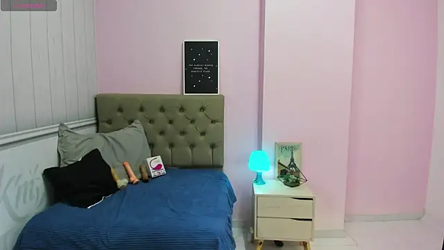 Snapshot of lauren_rios7 chatting on February 2025 06:46:01 PM lauren rios7 online show from February 2025 06:46:01 PM