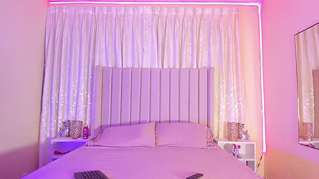 Aliison Smith online show from March 2025 02:49:02 AM