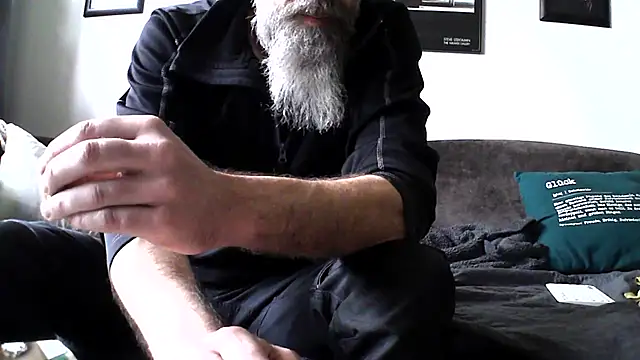 Snapshot of Kingsscepter chatting on January 2025 11:48:01 AM Kingsscepter online show from January 2025 11:48:01 AM