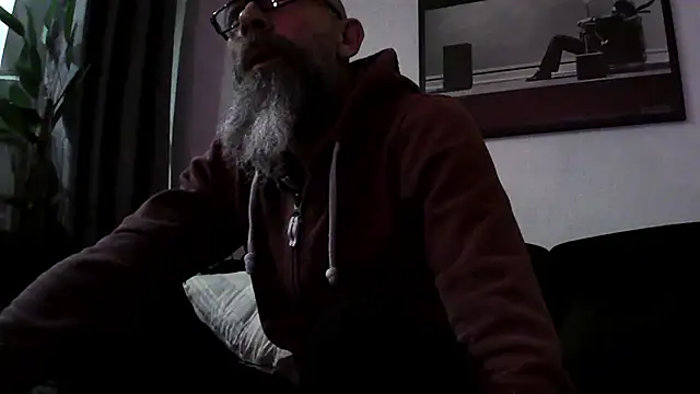 Snapshot of Kingsscepter chatting on January 2025 09:19:01 PM Kingsscepter online show from January 2025 09:19:01 PM