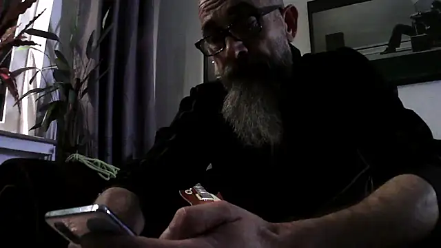 Snapshot of Kingsscepter chatting on January 2025 06:14:01 PM Kingsscepter online show from January 2025 06:14:01 PM