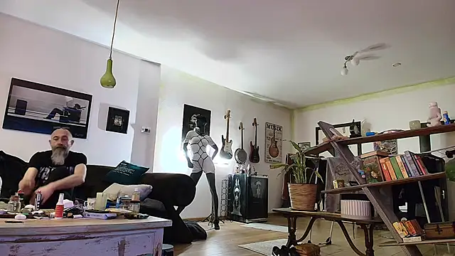 Snapshot of Kingsscepter chatting on February 2025 06:24:01 PM Kingsscepter online show from February 2025 06:24:01 PM