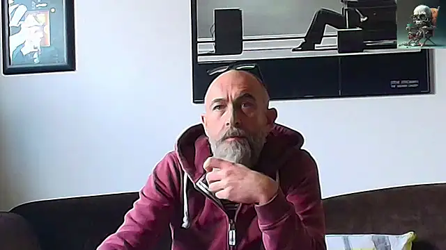 Snapshot of Kingsscepter chatting on February 2025 02:18:01 PM Kingsscepter online show from February 2025 02:18:01 PM