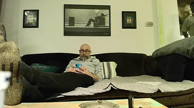 Snapshot of Kingsscepter chatting on February 2025 06:00:01 PM Kingsscepter online show from February 2025 06:00:01 PM