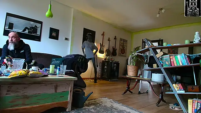 Snapshot of Kingsscepter chatting on February 2025 12:16:01 PM Kingsscepter online show from February 2025 12:16:01 PM