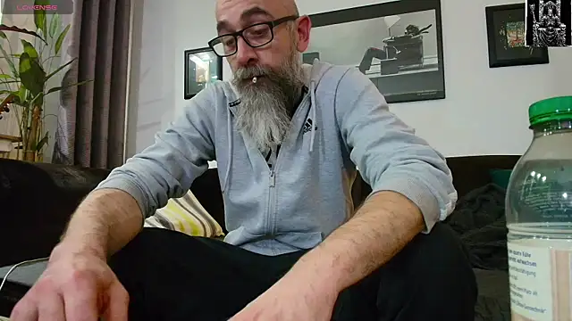 Snapshot of Kingsscepter chatting on February 2025 09:25:02 PM Kingsscepter online show from February 2025 09:25:02 PM