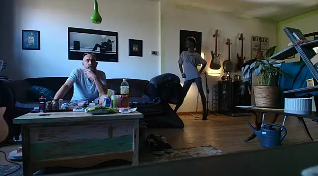 Snapshot of Kingsscepter chatting on March 2025 10:56:02 AM Kingsscepter online show from March 2025 10:56:02 AM