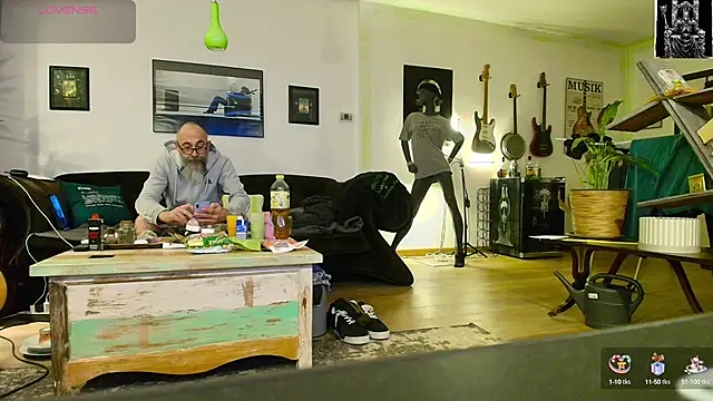 Snapshot of Kingsscepter chatting on March 2025 06:51:02 PM Kingsscepter online show from March 2025 06:51:02 PM