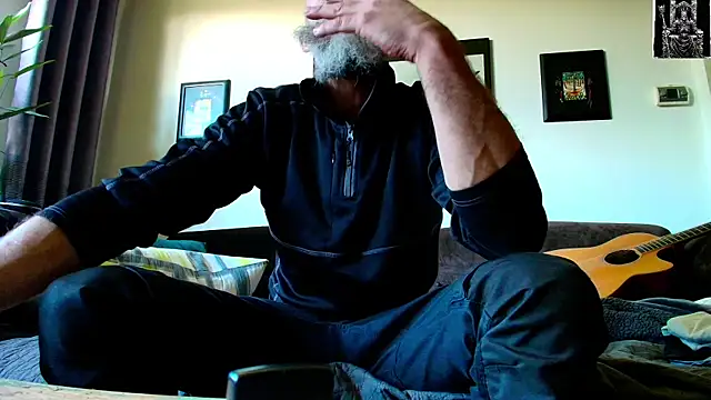 Snapshot of Kingsscepter chatting on March 2025 03:37:01 PM Kingsscepter online show from March 2025 03:37:01 PM