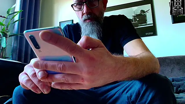 Snapshot of Kingsscepter chatting on March 2025 02:01:02 PM Kingsscepter online show from March 2025 02:01:02 PM