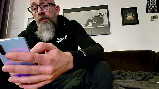 Snapshot of Kingsscepter chatting on March 2025 07:38:01 PM Kingsscepter online show from March 2025 07:38:01 PM