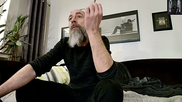 Snapshot of Kingsscepter chatting on March 2025 06:10:02 PM Kingsscepter online show from March 2025 06:10:02 PM