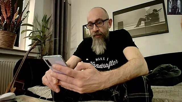 Snapshot of Kingsscepter chatting on March 2025 09:10:02 PM Kingsscepter online show from March 2025 09:10:02 PM