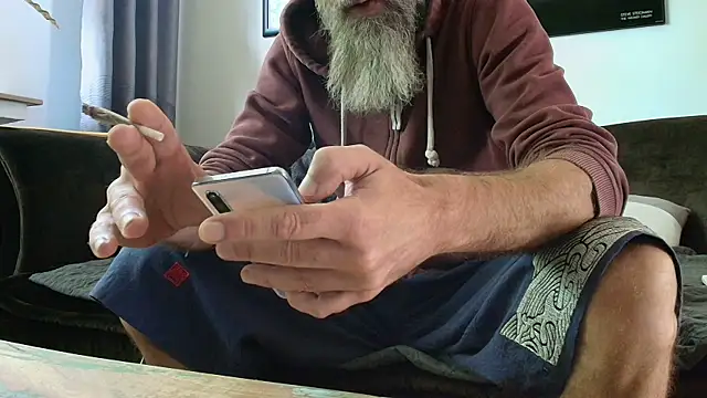 Snapshot of Kingsscepter chatting on September 2025 11:10:01 AM Kingsscepter online show from September 2025 11:10:01 AM