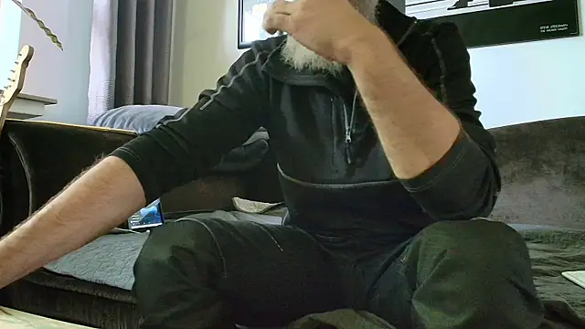 Snapshot of Kingsscepter chatting on September 2025 09:20:02 AM Kingsscepter online show from September 2025 09:20:02 AM