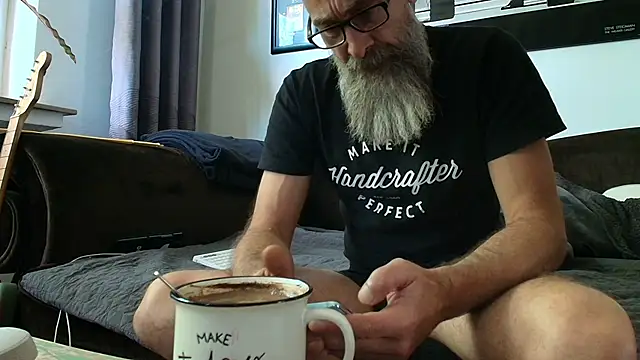 Snapshot of Kingsscepter chatting on September 2025 01:23:01 PM Kingsscepter online show from September 2025 01:23:01 PM