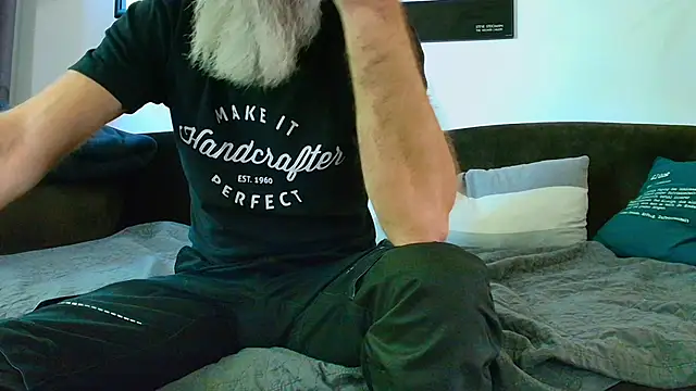 Snapshot of Kingsscepter chatting on September 2025 09:11:01 AM Kingsscepter online show from September 2025 09:11:01 AM