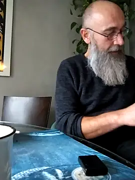 Snapshot of Kingsscepter chatting on October 2025 09:13:01 AM Kingsscepter online show from October 2025 09:13:01 AM