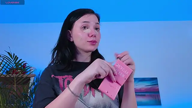 AveryWillow online show from January 2026 06:57:02 PM