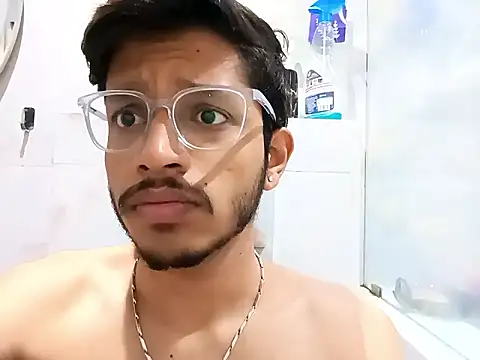 skinnyyyyyyyyy online show from February 2025 03:01:02 AM