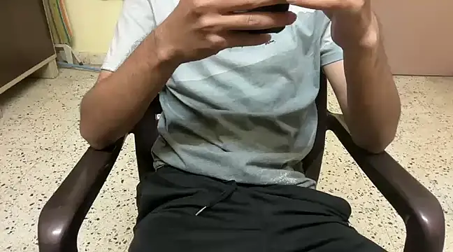 rahul 4u online show from February 2025 06:26:02 PM