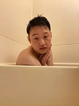 Snapshot of tuki_fu chatting on November 2025 03:43:02 AM tuki fu online show from November 2025 03:43:02 AM