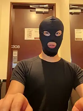 Snapshot of Ash_zzz chatting on March 2025 11:08:02 AM Ash zzz online show from March 2025 11:08:02 AM