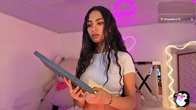 Jazmin tay online show from November 2025 11:53:01 AM