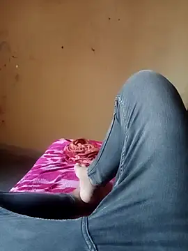 Surajpuja79 online show from March 2026 08:26:01 AM