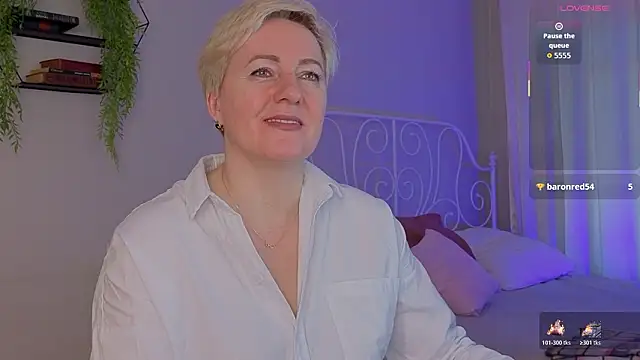 Nika Smit online show from March 2026 05:37:02 AM