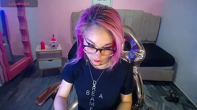 Snapshot of abril_ch_ chatting on November 2025 10:49:01 AM abril ch online show from November 2025 10:49:01 AM