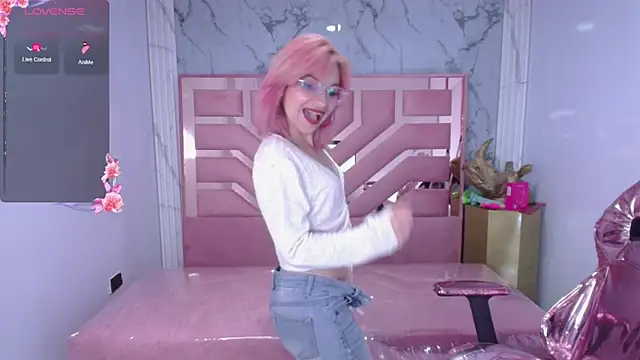 abril ch  online show from March 2026 12:34:02 PM