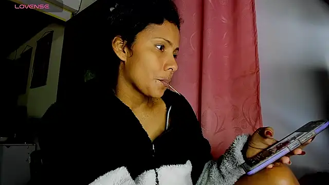 Snapshot of Nenita_Hot_ chatting on September 2025 07:37:02 PM Nenita Hot online show from September 2025 07:37:02 PM