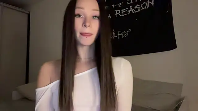 Snapshot of ur_molly chatting on October 2025 02:51:01 PM ur molly online show from October 2025 02:51:01 PM