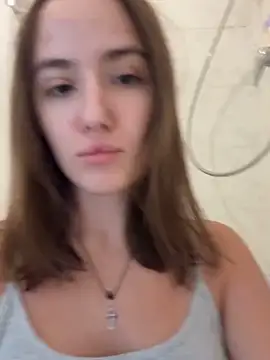 Snapshot of EmilyWi_ chatting on October 2025 02:23:02 PM EmilyWi  online show from October 2025 02:23:02 PM