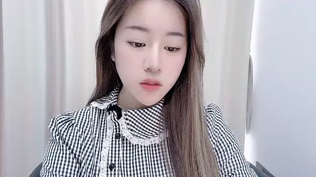 Snapshot of chloe-01 chatting on January 2025 03:17:02 AM chloe-01 online show from January 2025 03:17:02 AM