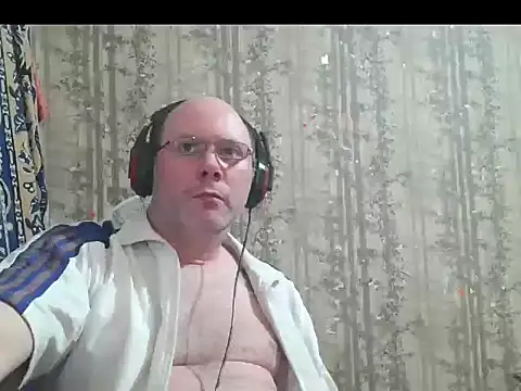 Snapshot of AgnichBan chatting on December 2025 08:18:02 PM AgnichBan online show from December 2025 08:18:02 PM